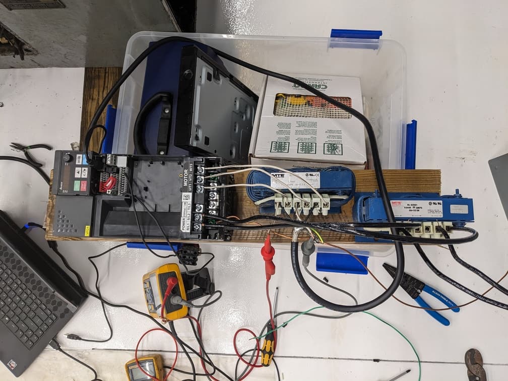 VFD with dv/dt filters